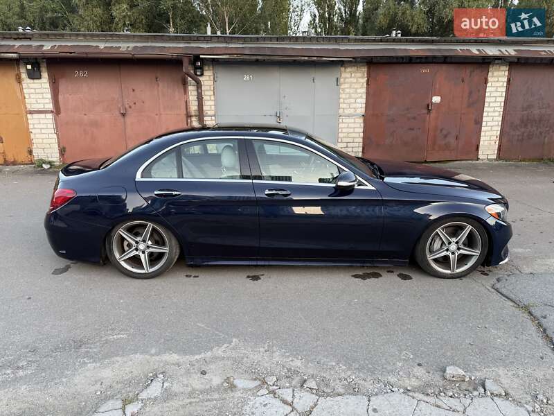 Седан Mercedes-Benz C-Class 2015 в Киеве