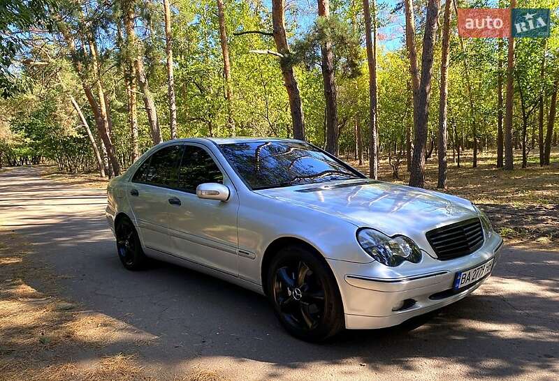 Mercedes-Benz C-Class 2002