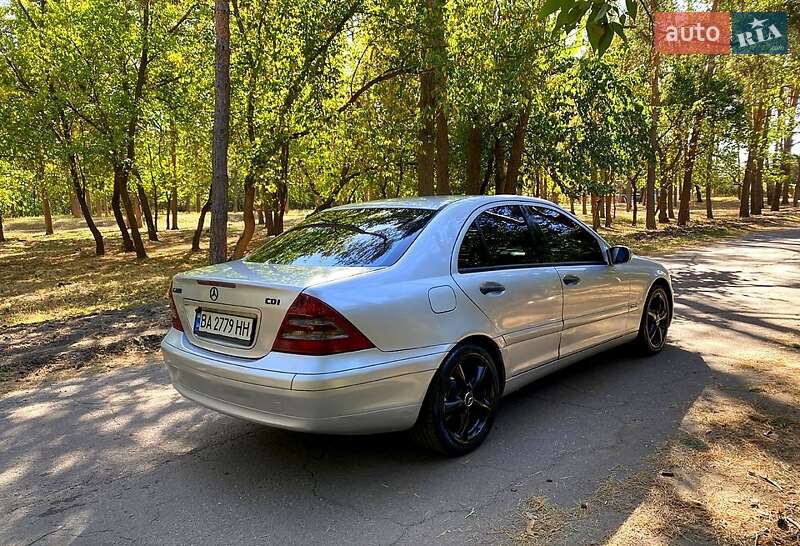 Седан Mercedes-Benz C-Class 2002 в Кропивницком