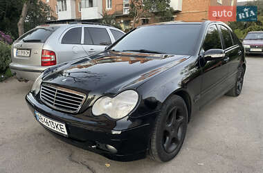 Седан Mercedes-Benz C-Class 2002 в Виннице