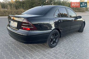 Седан Mercedes-Benz C-Class 2002 в 