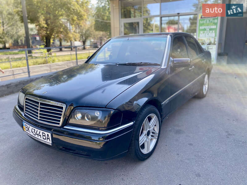 Седан Mercedes-Benz C-Class 1994 в 