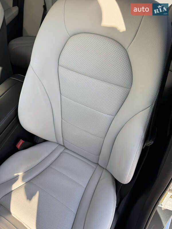 Седан Mercedes-Benz C-Class 2016 в Киеве