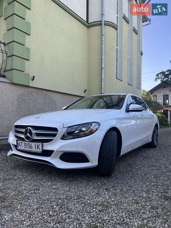 Седан Mercedes-Benz C-Class 2016 в Косові