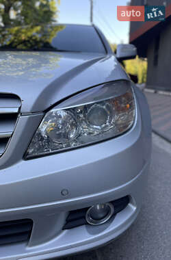 Универсал Mercedes-Benz C-Class 2008 в 