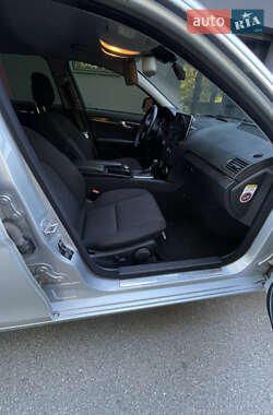 Универсал Mercedes-Benz C-Class 2008 в 