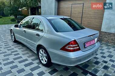 Седан Mercedes-Benz C-Class 2007 в 