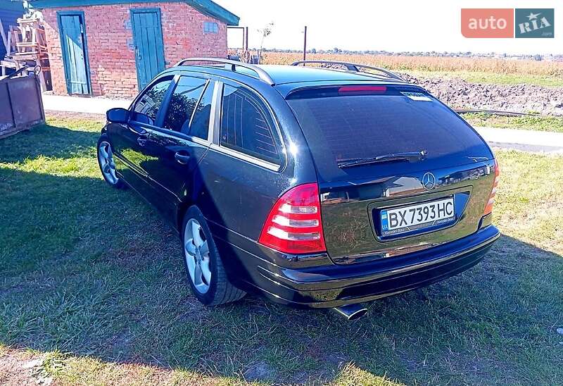 Універсал Mercedes-Benz C-Class 2003 в Хмельницькому