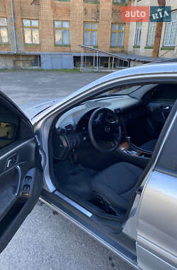 Седан Mercedes-Benz C-Class 2001 в 