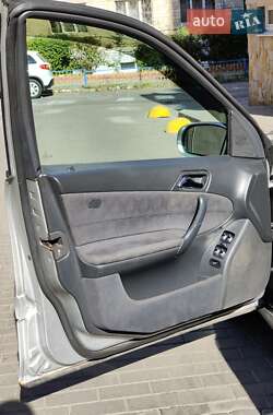Седан Mercedes-Benz C-Class 2001 в 