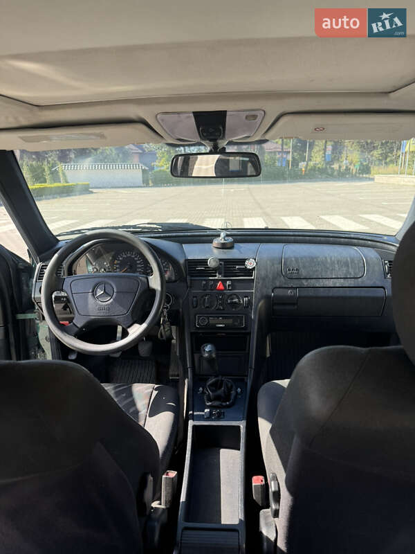 Седан Mercedes-Benz C-Class 1998 в Виннице фото 50 Седан Mercedes-Benz C-Class 1998 в Виннице