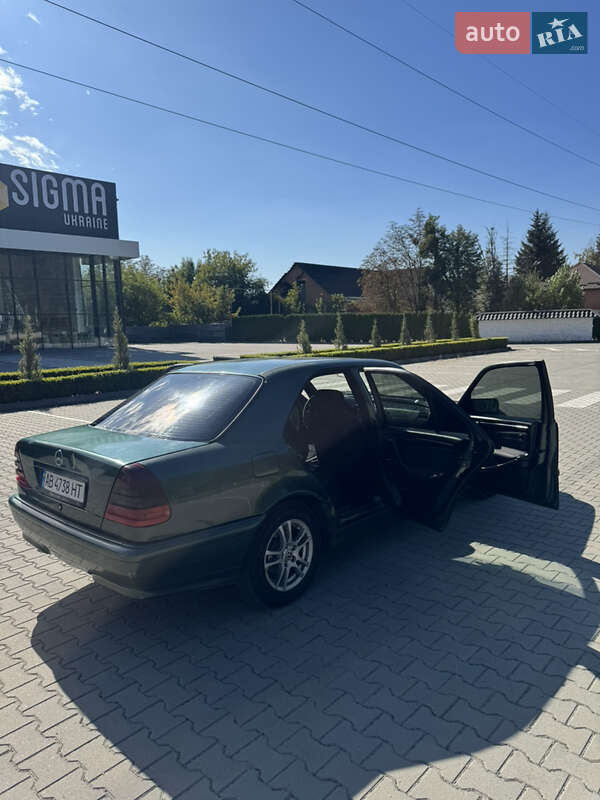 Седан Mercedes-Benz C-Class 1998 в Виннице фото 81 Седан Mercedes-Benz C-Class 1998 в Виннице
