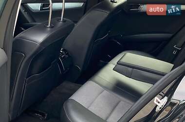 Универсал Mercedes-Benz C-Class 2012 в 