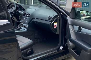 Универсал Mercedes-Benz C-Class 2012 в 