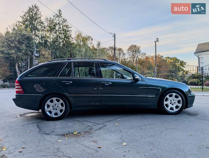 Универсал Mercedes-Benz C-Class 2006 в Житомире