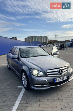 Mercedes-Benz C-Class 2011