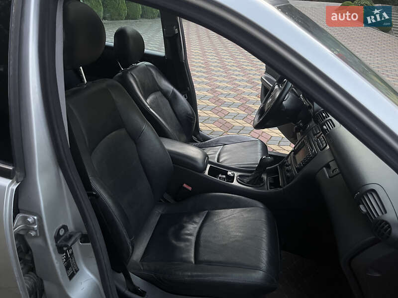 Седан Mercedes-Benz C-Class 2000 в Болехове