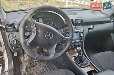 Седан Mercedes-Benz C-Class 2004 в 