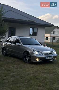 Mercedes-Benz C-Class 2007
