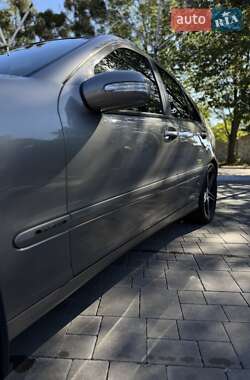 Седан Mercedes-Benz C-Class 2007 в 
