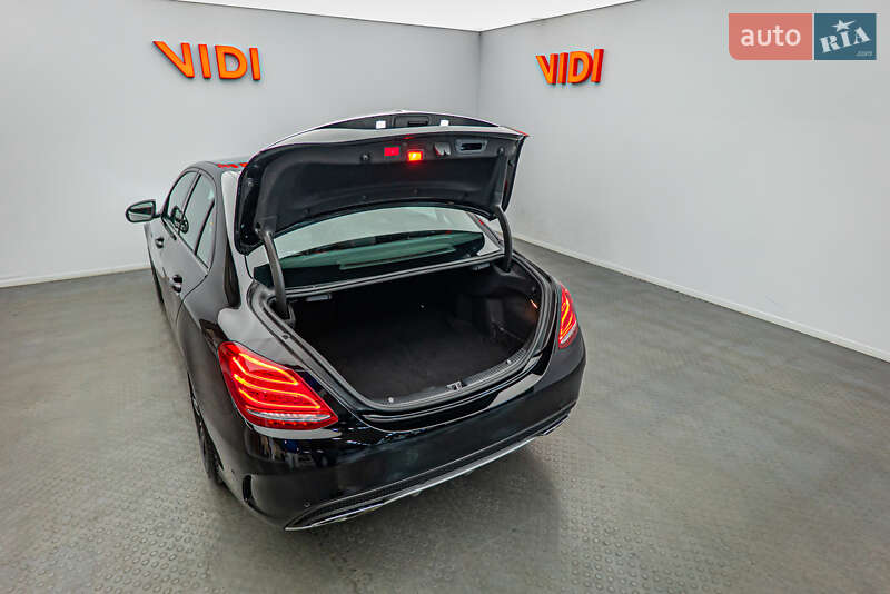 Седан Mercedes-Benz C-Class 2018 в Киеве