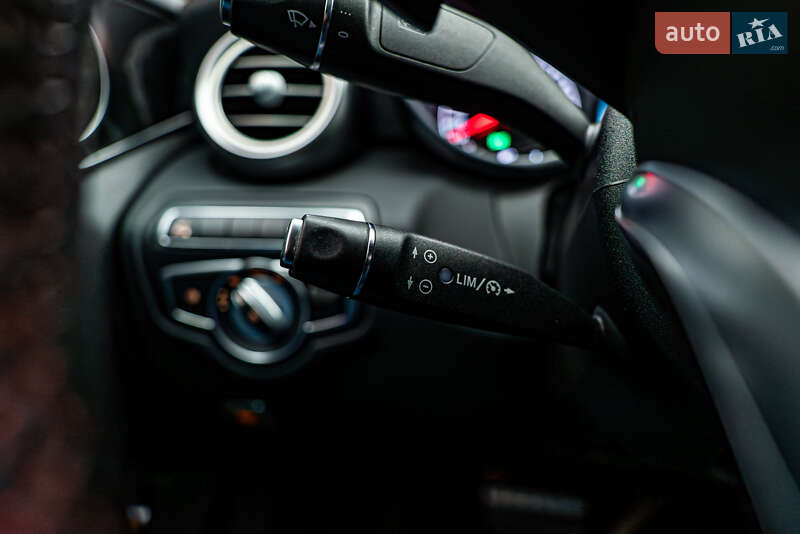 Седан Mercedes-Benz C-Class 2018 в Киеве