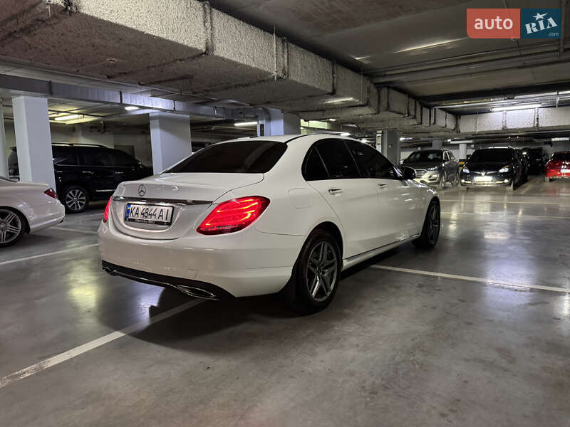 Седан Mercedes-Benz C-Class 2015 в Киеве