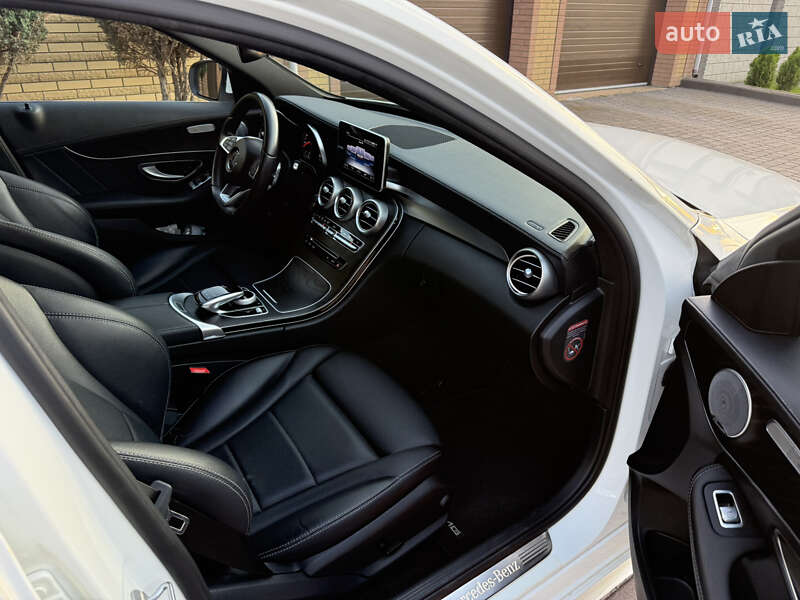 Седан Mercedes-Benz C-Class 2017 в Запорожье