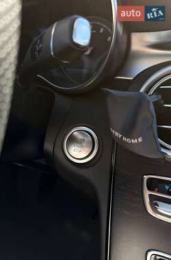 Седан Mercedes-Benz C-Class 2016 в 