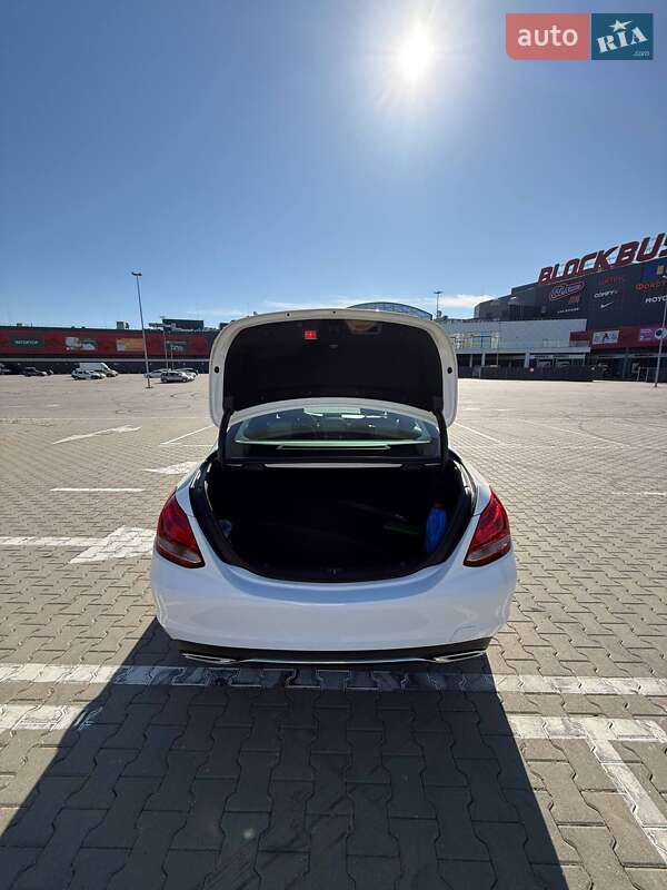 Седан Mercedes-Benz C-Class 2016 в Киеве