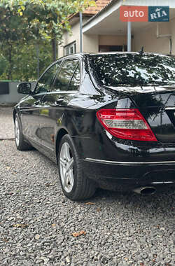 Седан Mercedes-Benz C-Class 2007 в 