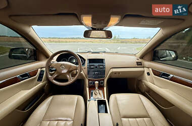Седан Mercedes-Benz C-Class 2008 в 