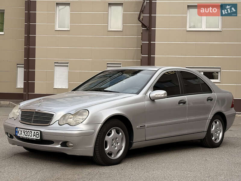Седан Mercedes-Benz C-Class 2001 в Харкові