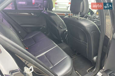 Седан Mercedes-Benz C-Class 2010 в 