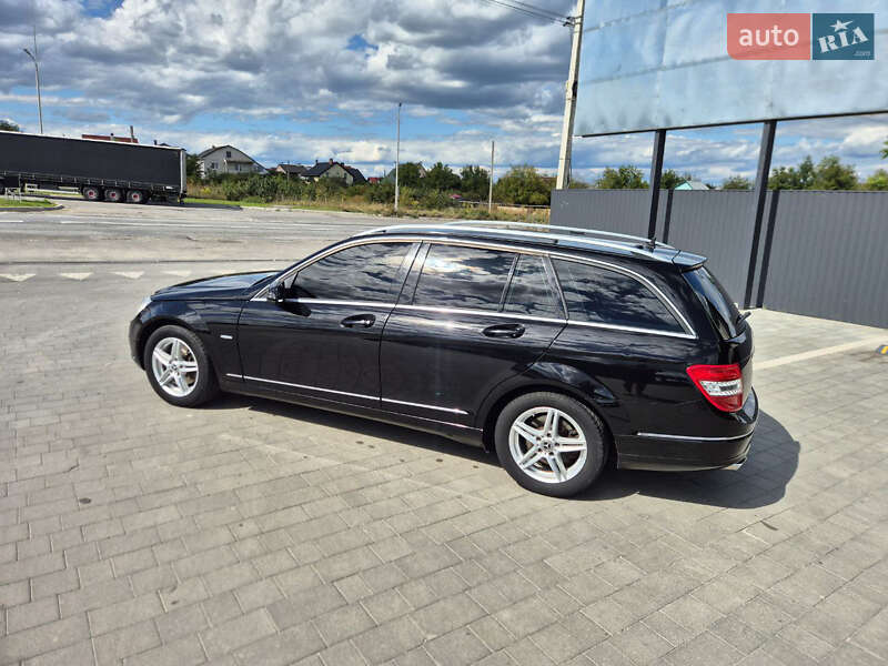 Універсал Mercedes-Benz C-Class 2008 в Кам'янець-Подільському