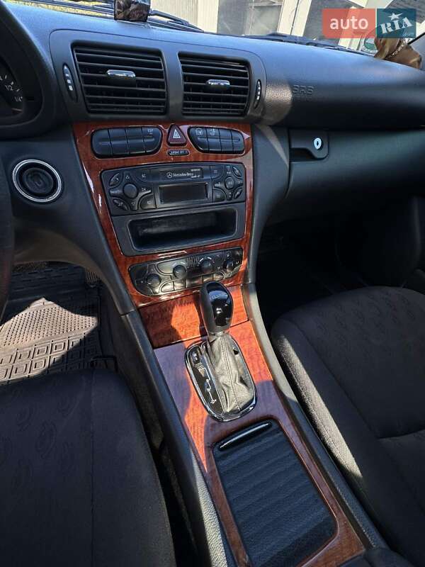 Седан Mercedes-Benz C-Class 2002 в Бучачі