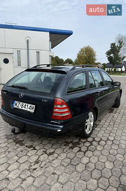 Универсал Mercedes-Benz C-Class 2004 в 