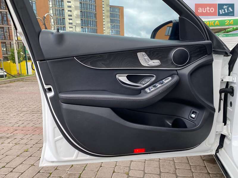 Седан Mercedes-Benz C-Class 2016 в Ивано-Франковске