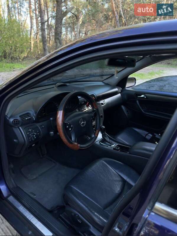 Седан Mercedes-Benz C-Class 2000 в Дніпрі