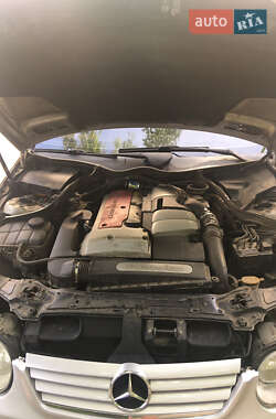 Купе Mercedes-Benz C-Class 2001 в 