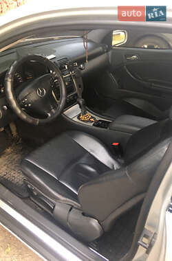 Купе Mercedes-Benz C-Class 2001 в 