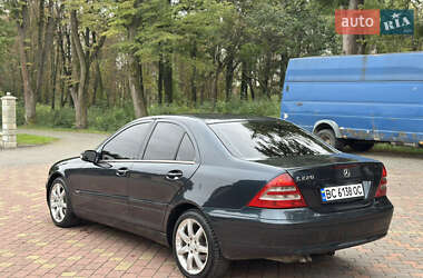 Седан Mercedes-Benz C-Class 2001 в 