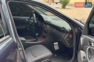 Седан Mercedes-Benz C-Class 2001 в 