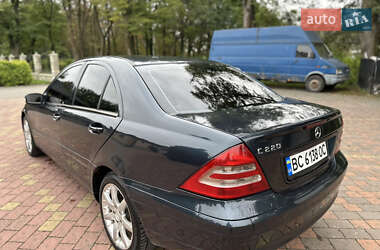Седан Mercedes-Benz C-Class 2001 в 