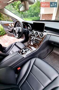 Седан Mercedes-Benz C-Class 2017 в 