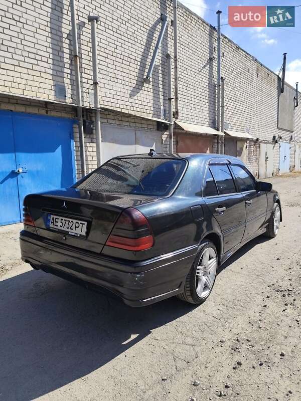 Седан Mercedes-Benz C-Class 1999 в Днепре