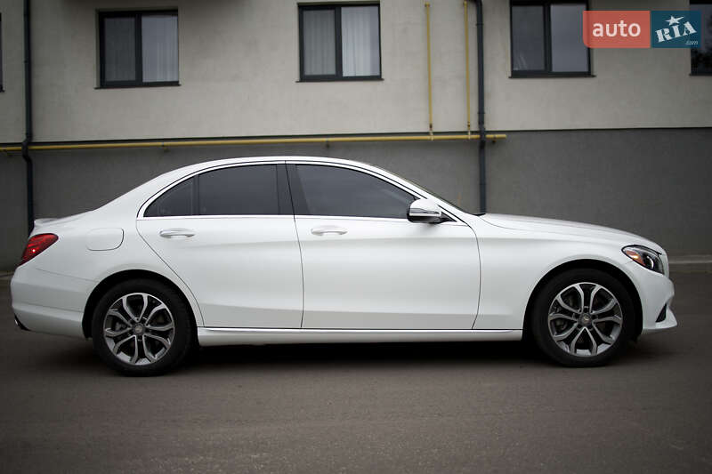 Седан Mercedes-Benz C-Class 2016 в Сарнах