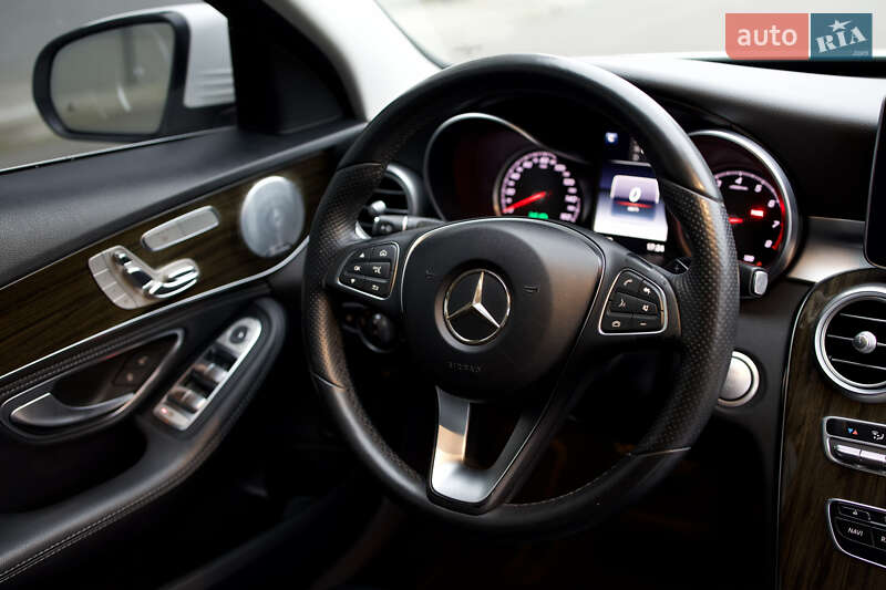 Седан Mercedes-Benz C-Class 2016 в Сарнах