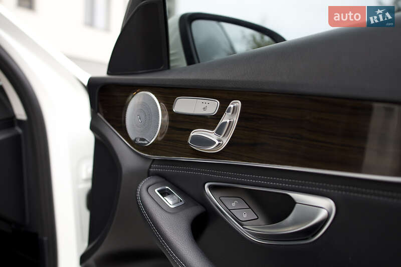 Седан Mercedes-Benz C-Class 2016 в Сарнах
