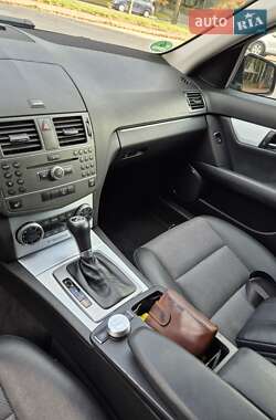 Седан Mercedes-Benz C-Class 2011 в 